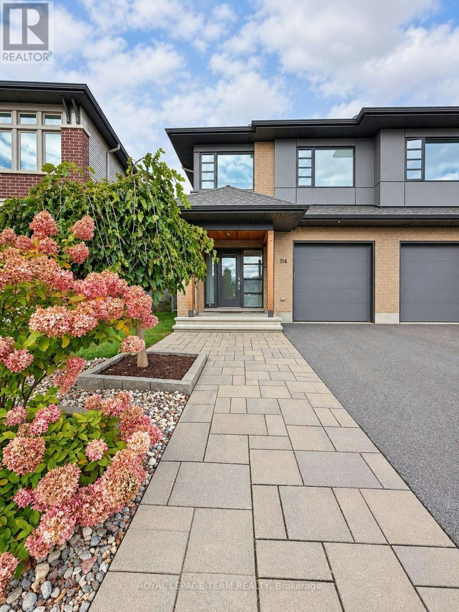 114 Larimar Circle, Ottawa, ON, K1X 0B7