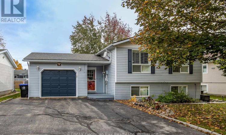 19 Bridle Road