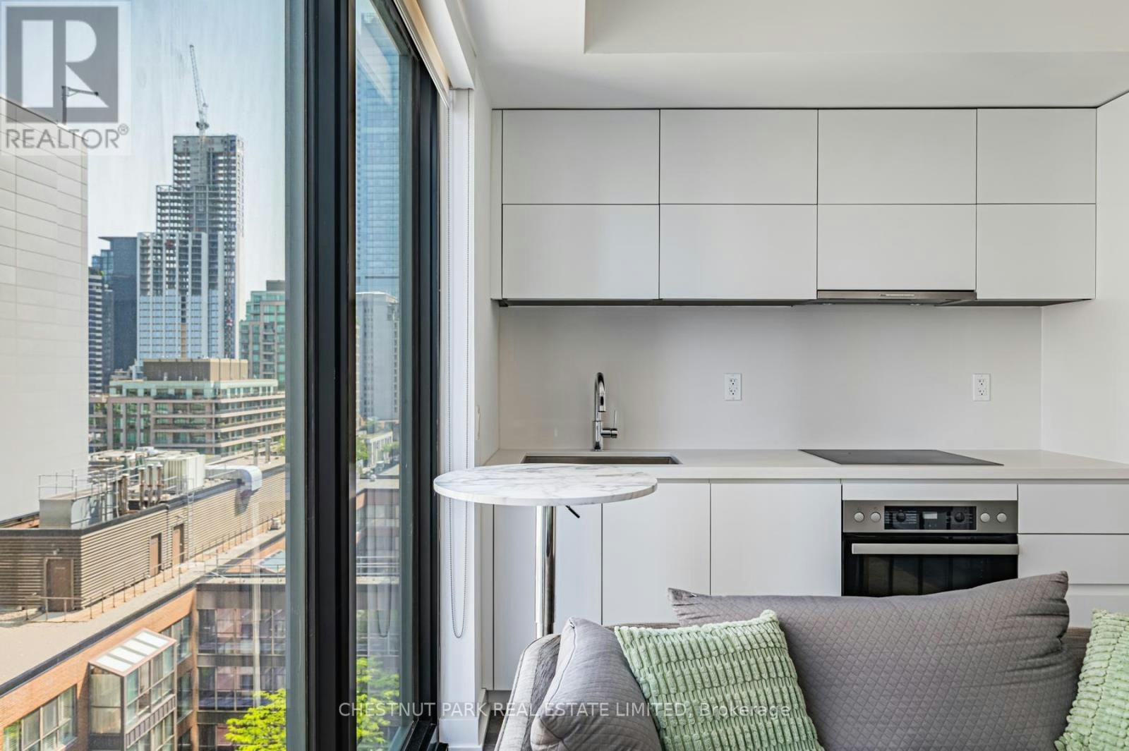 1101-188 Cumberland Street, Toronto, ON, M5R 0B6 - 12