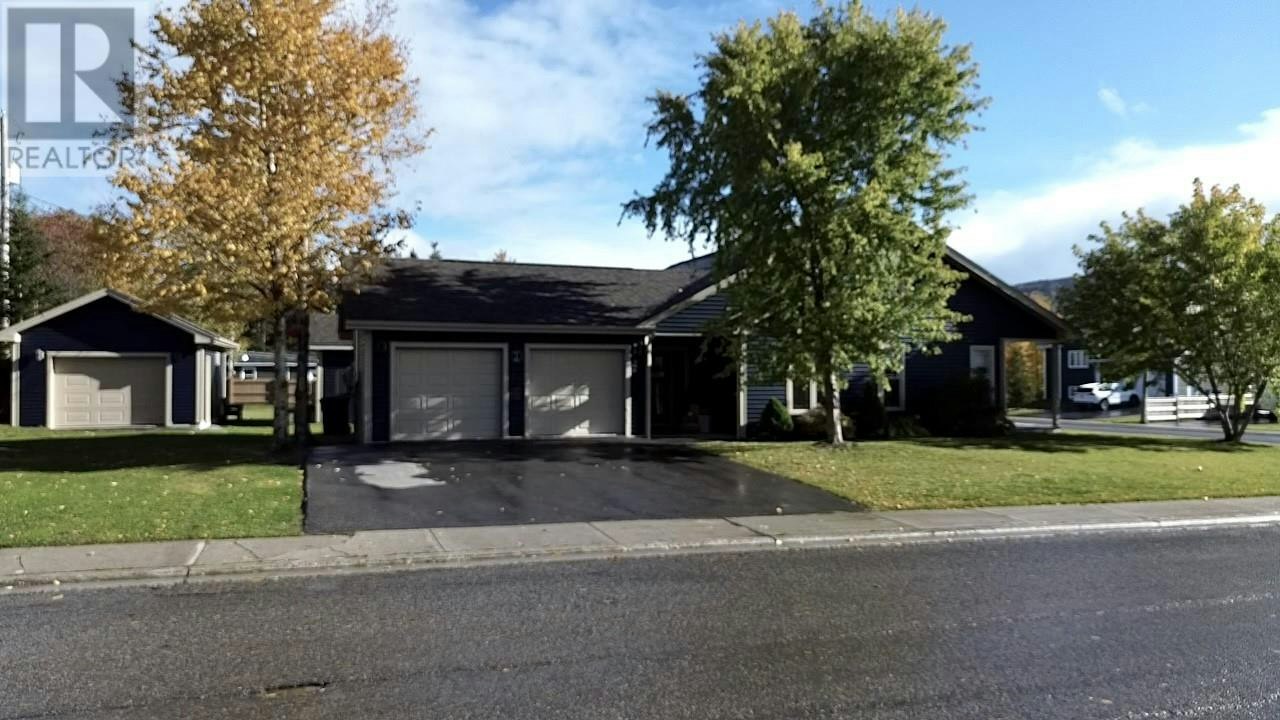 1 Warren Drive, Pasadena, NL, A0L 1K0