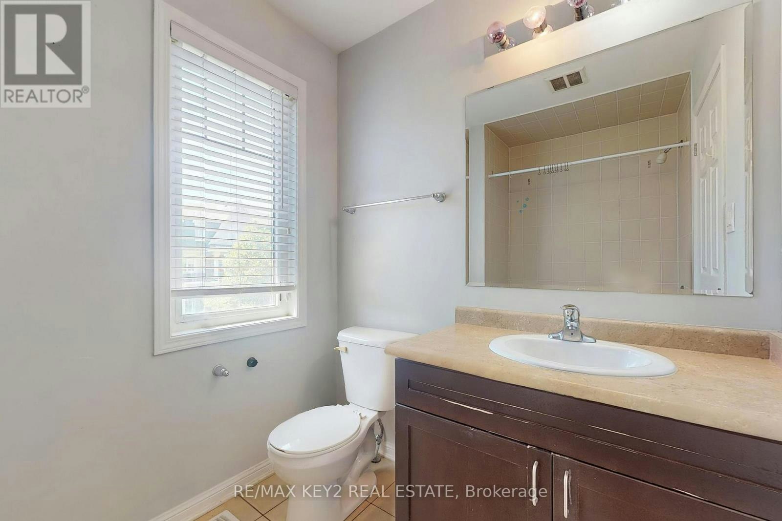 MAIN-1751 Hayden Lane, Pickering, ON, L1X 0A9 - 36