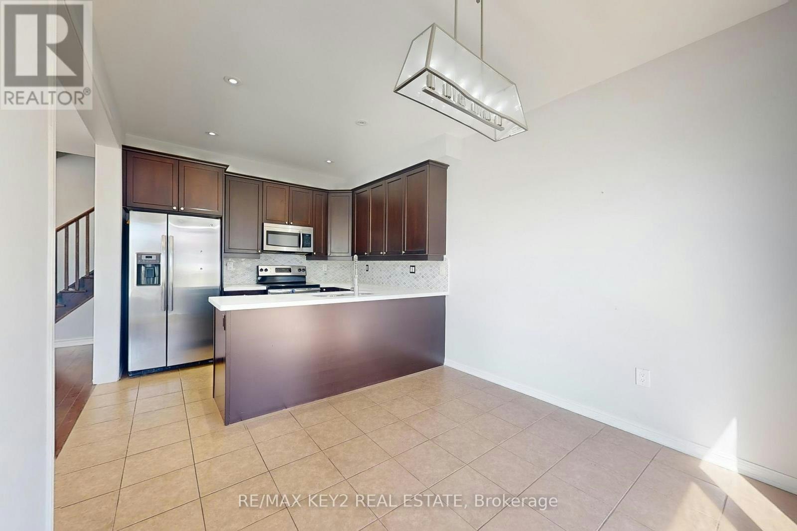 MAIN-1751 Hayden Lane, Pickering, ON, L1X 0A9 - 14