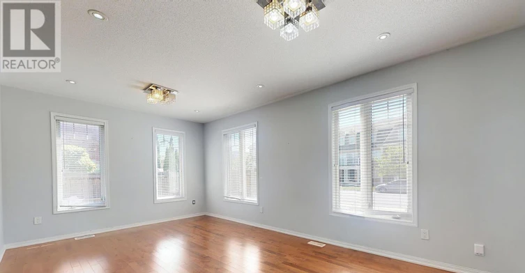 MAIN-1751 Hayden Lane, Pickering, ON, L1X 0A9 - 6