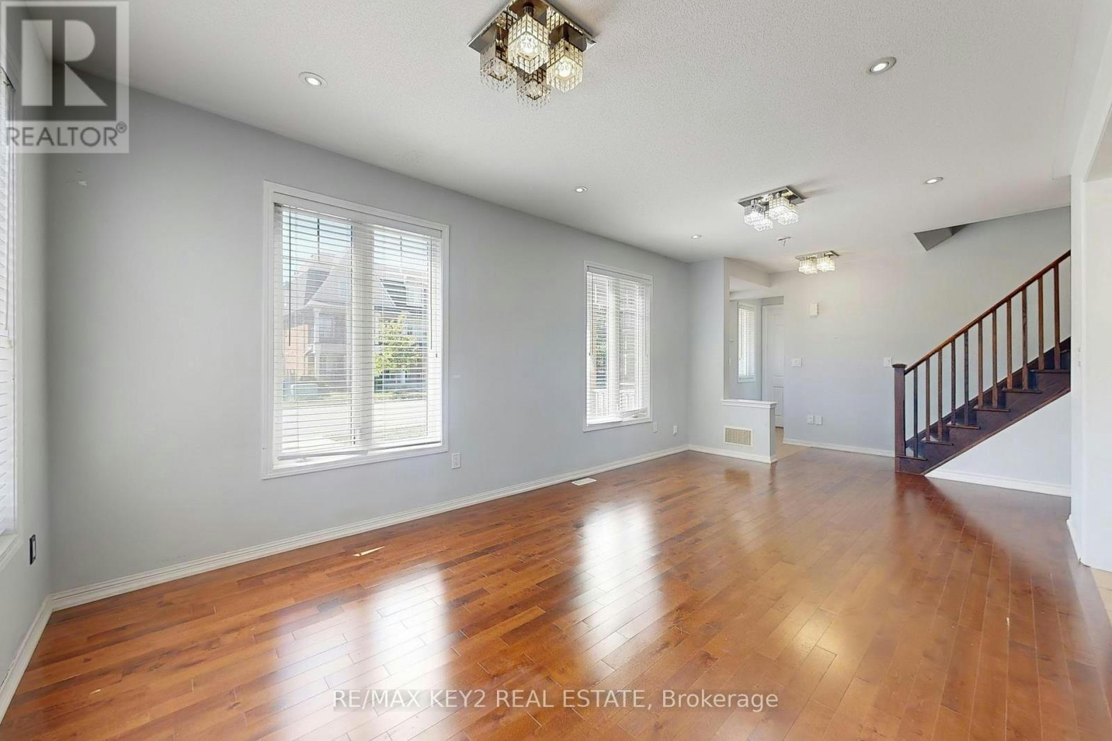 MAIN-1751 Hayden Lane, Pickering, ON, L1X 0A9 - 5