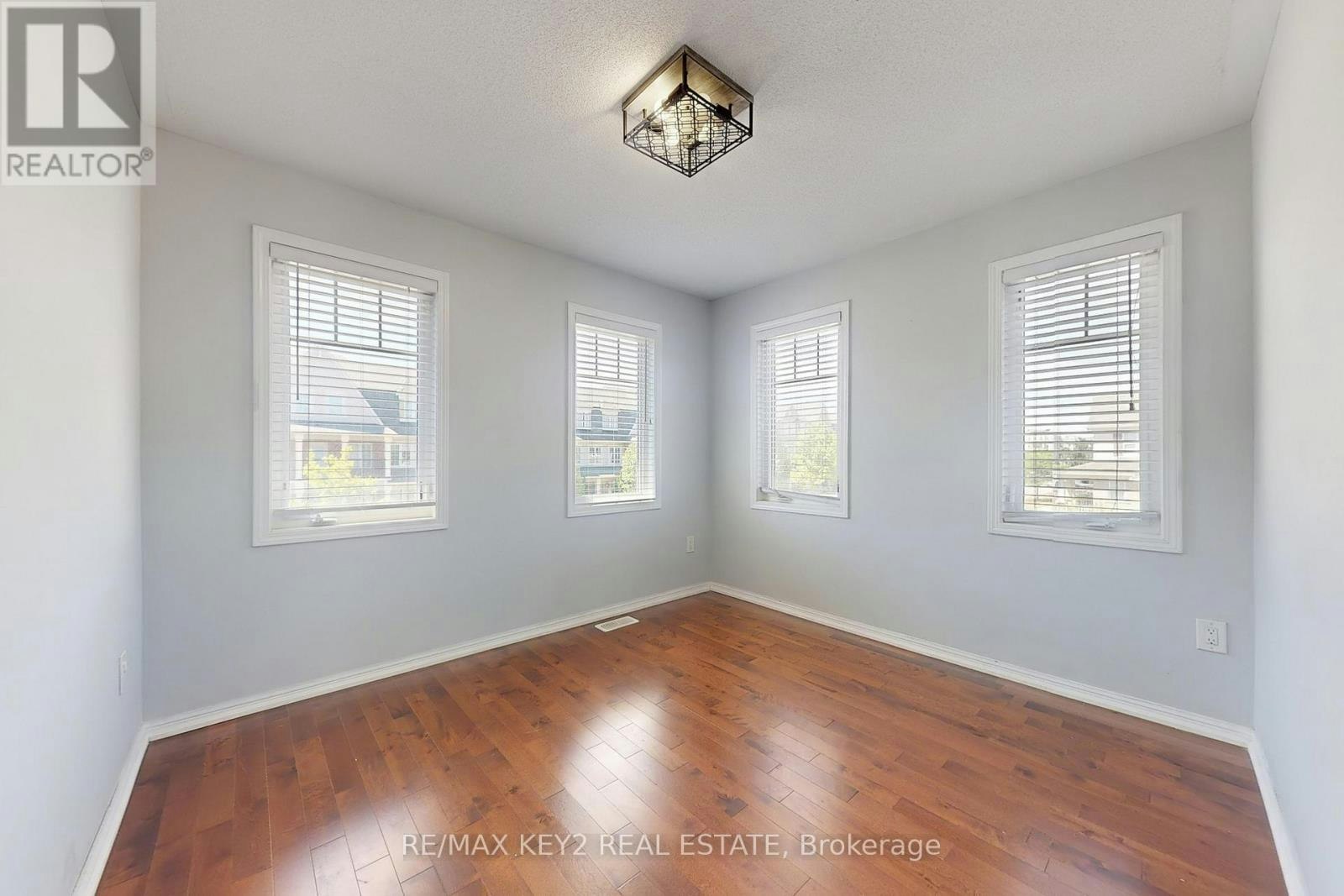 MAIN-1751 Hayden Lane, Pickering, ON, L1X 0A9 - 30