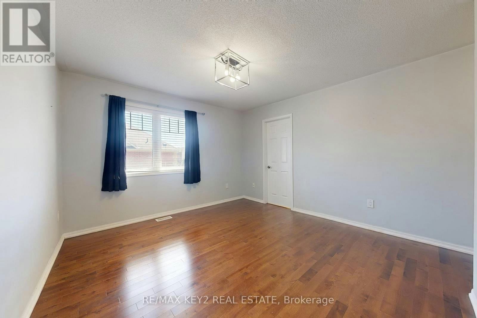 MAIN-1751 Hayden Lane, Pickering, ON, L1X 0A9 - 20