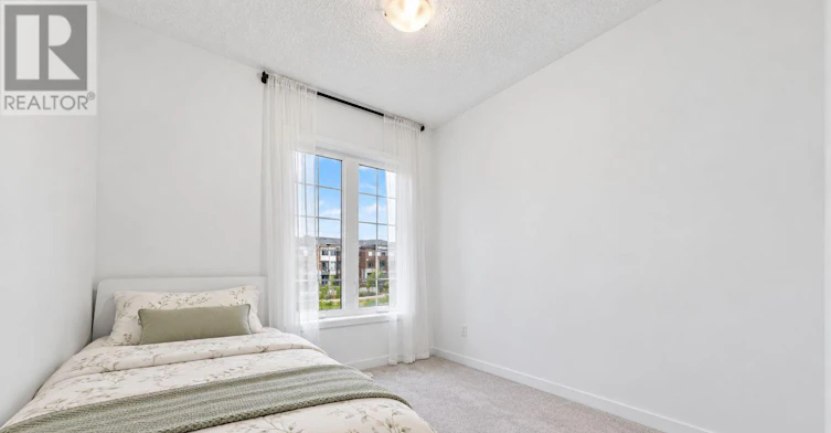 215 Harding Park Street, Newmarket, ON, L3Y 0E3 - 11
