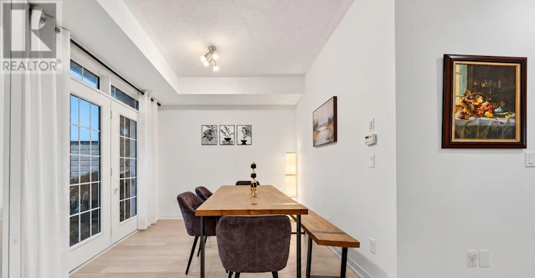 215 Harding Park Street, Newmarket, ON, L3Y 0E3 - 6