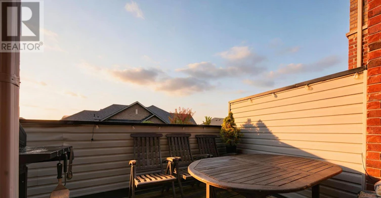 215 Harding Park Street, Newmarket, ON, L3Y 0E3 - 12