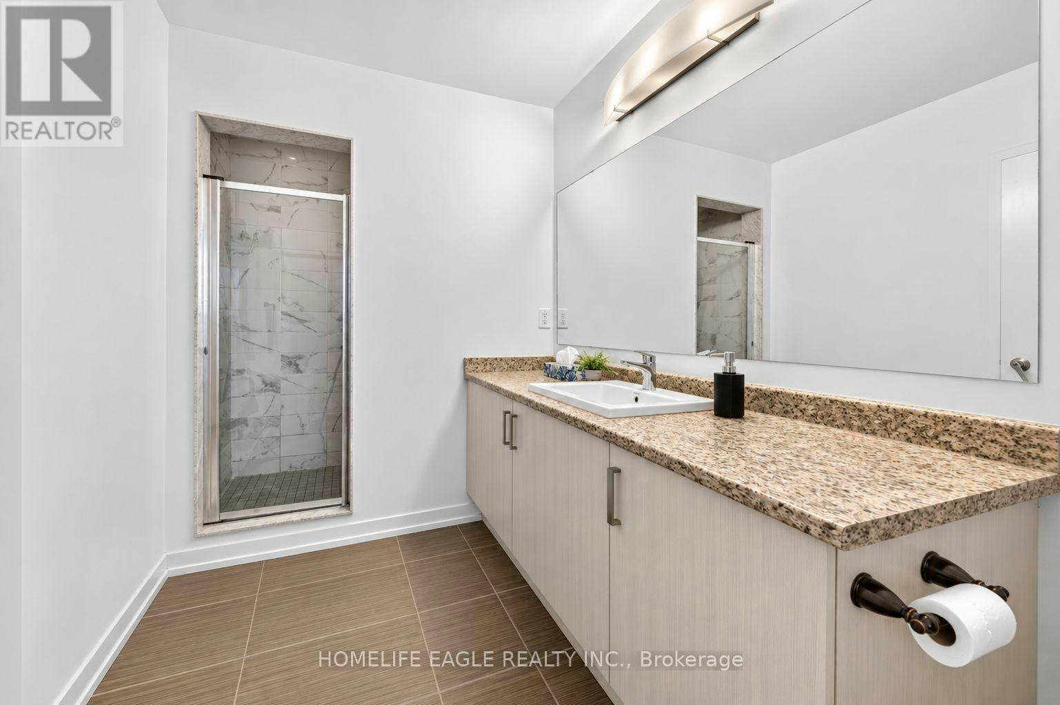 215 Harding Park Street, Newmarket, ON, L3Y 0E3 - 9