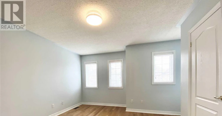 5 Navarre Street, Richmond Hill, ON, L4B 4H3 - 8