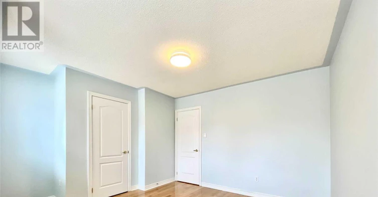 5 Navarre Street, Richmond Hill, ON, L4B 4H3 - 7