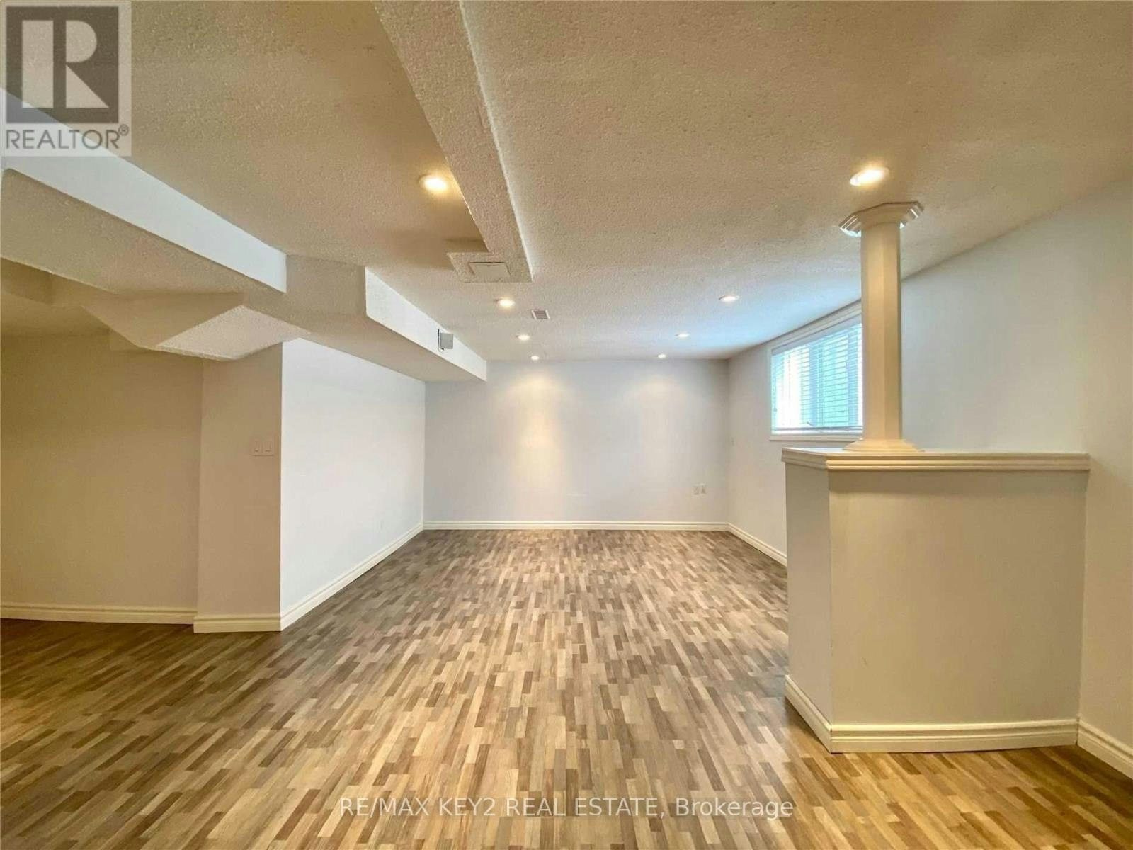 5 Navarre Street, Richmond Hill, ON, L4B 4H3 - 16