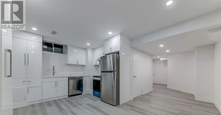 207 Wesmina Avenue, Whitchurch-Stouffville, ON, L4A 5A2 - 2