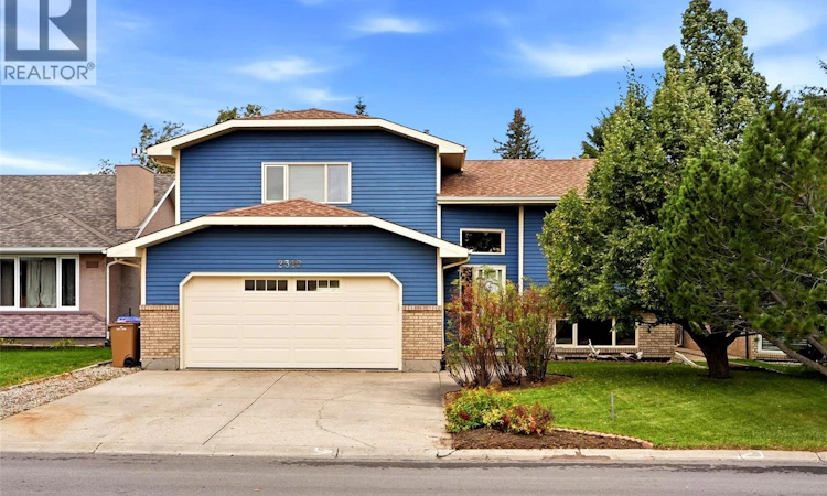 2310 Mclurg Crescent