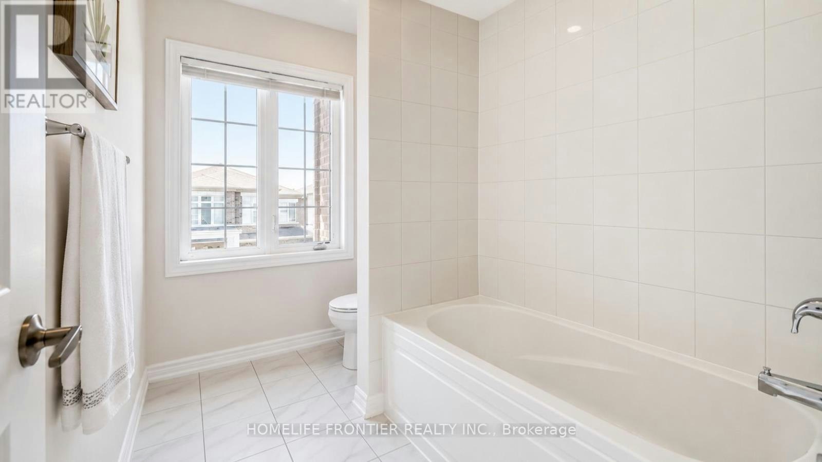 879 Plum Place, Milton, ON, L9E 1E1 - 15