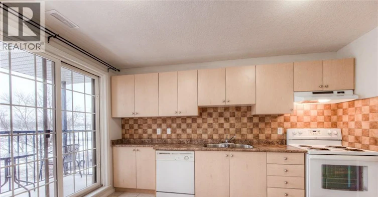 A7-12 Holborn Drive, Kitchener, ON, N2A 0A4
