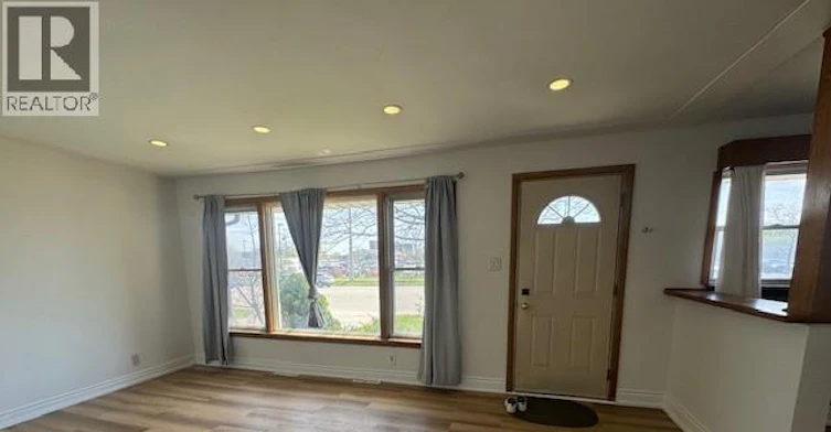 1-1124 Weber Street E, Kitchener, ON, N2A 1B9 - 4