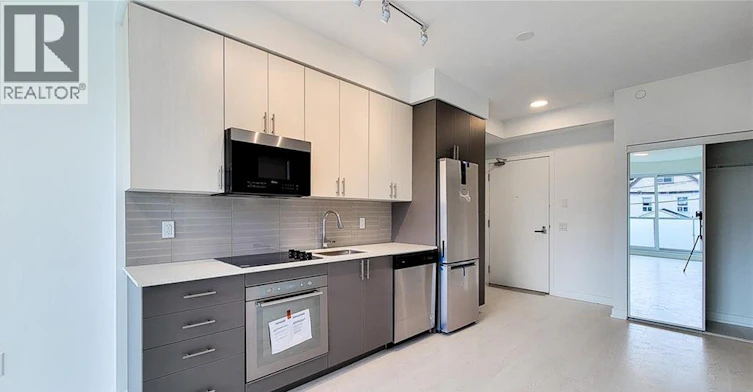 208-415 Main Street W, Hamilton, ON, L8P 1K5 - 10
