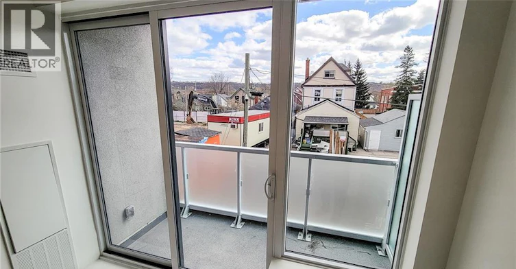 208-415 Main Street W, Hamilton, ON, L8P 1K5 - 13