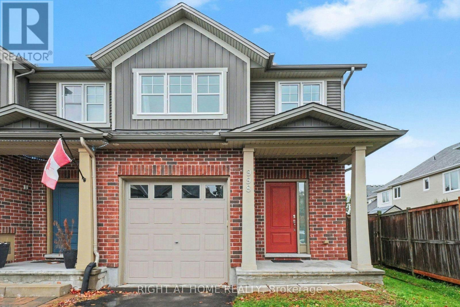 998 Bunchberry Way, Ottawa, ON, K1T 0L6