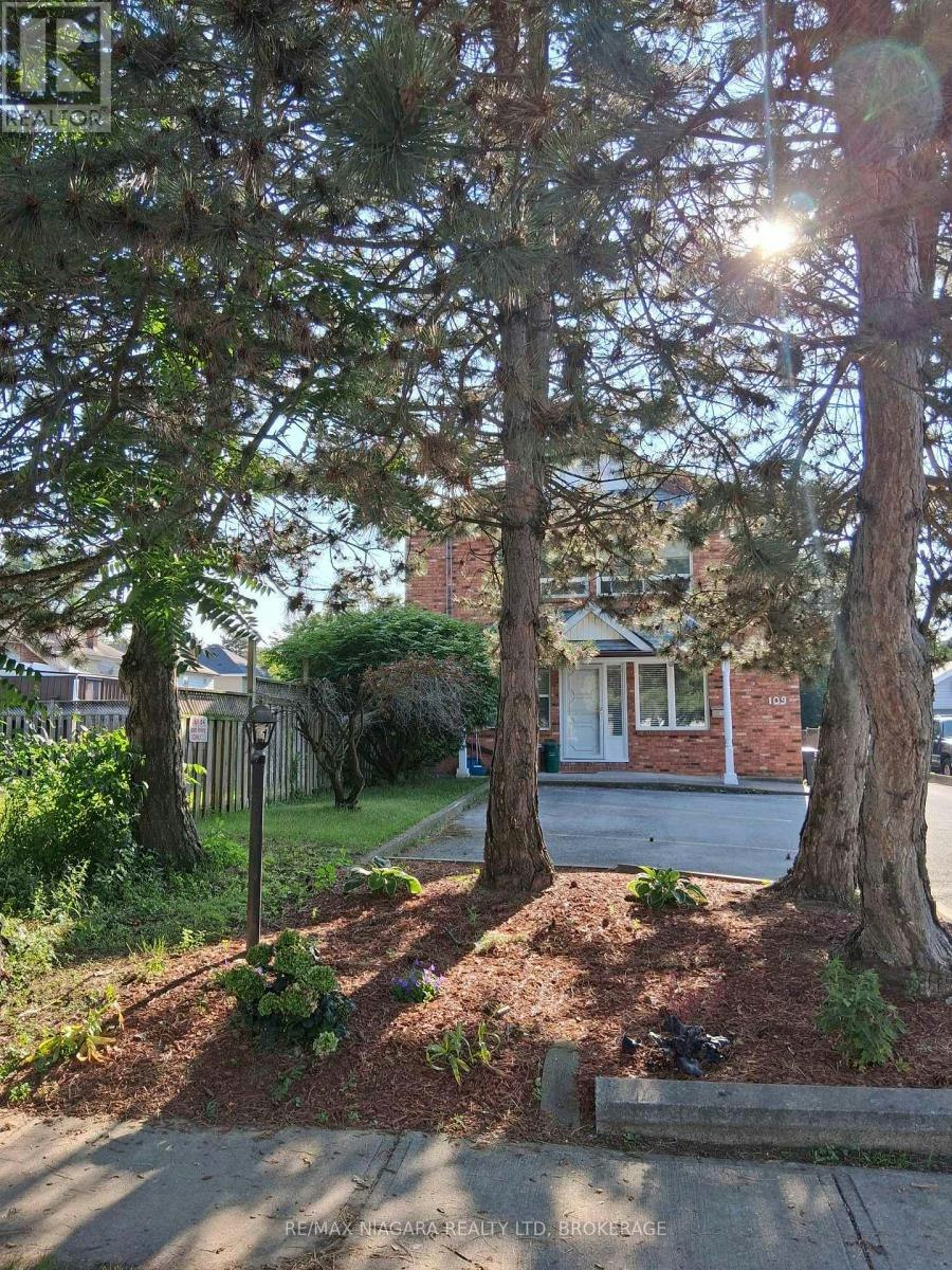 1-109 George Street, St. Catharines, ON, L2R 5P2