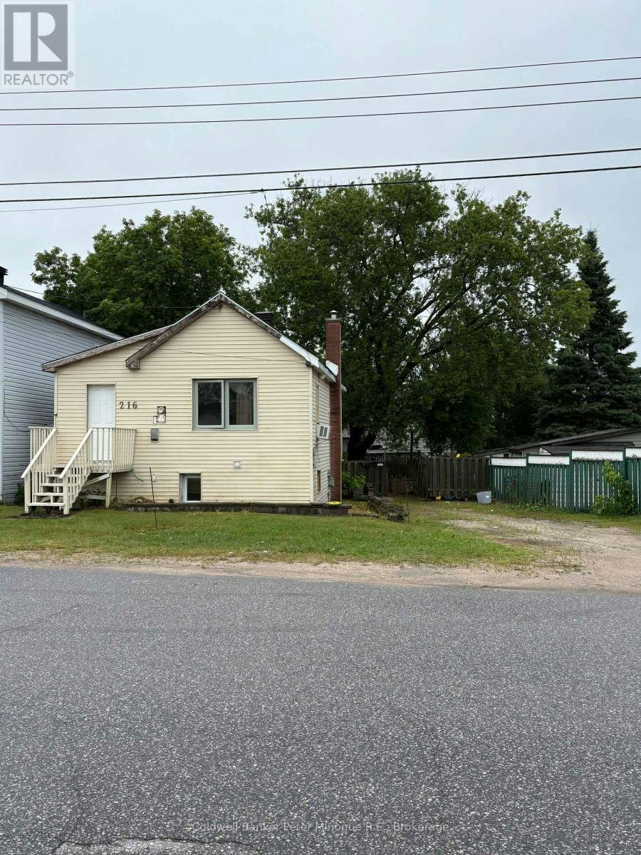 216 Highland Road, North Bay, ON, P1B 6K6