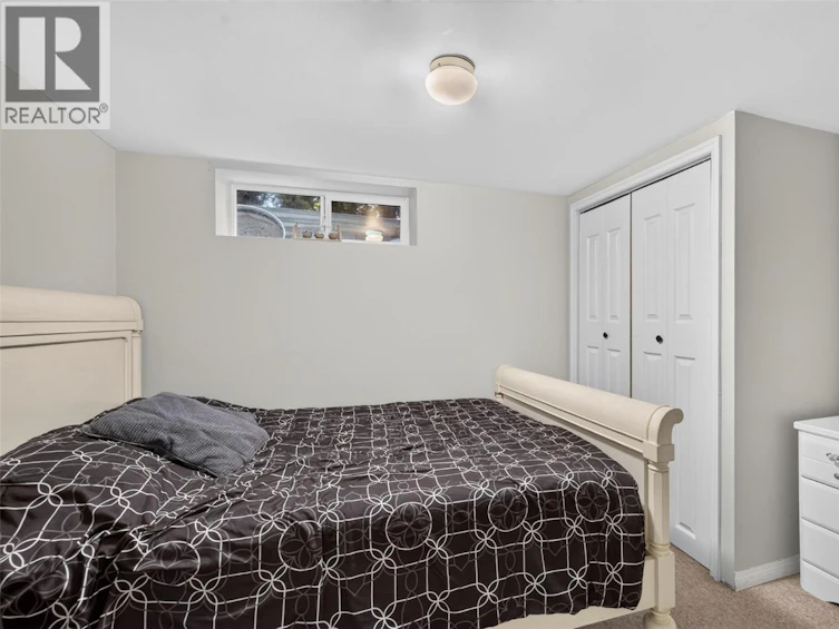 10-1853 Edgehill Avenue, Kelowna, BC, V1V 1X8 - 31