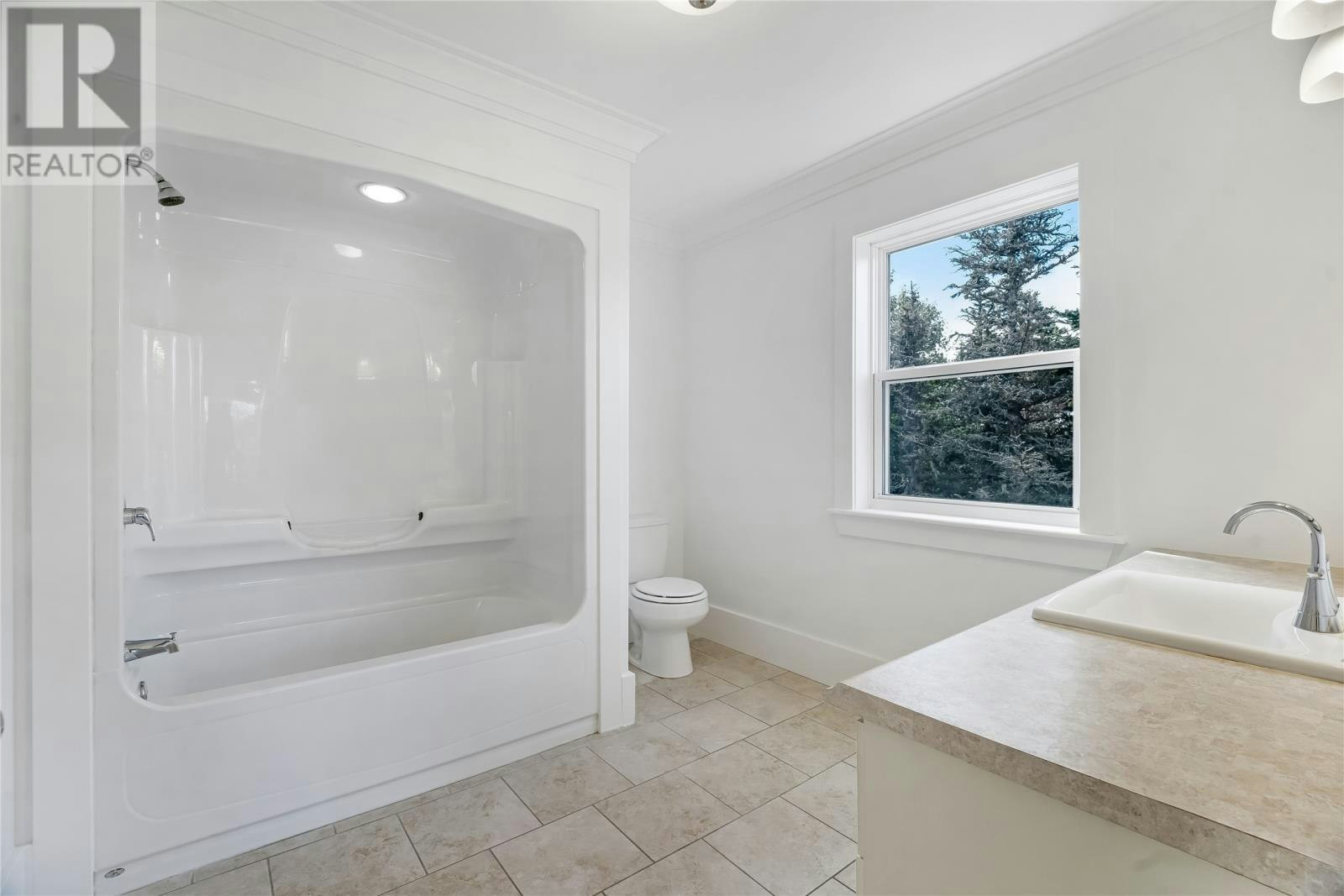 7 Sallesnik Lane, Torbay, NL, A1K 0B4 - 20