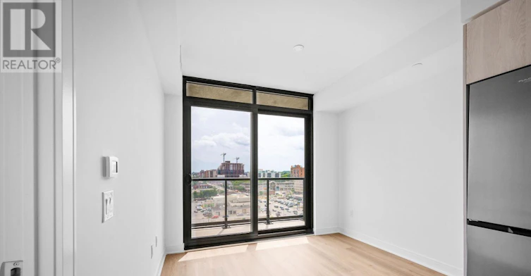 1016-86 Dundas Street E, Mississauga, ON, L5A 1W4 - 6