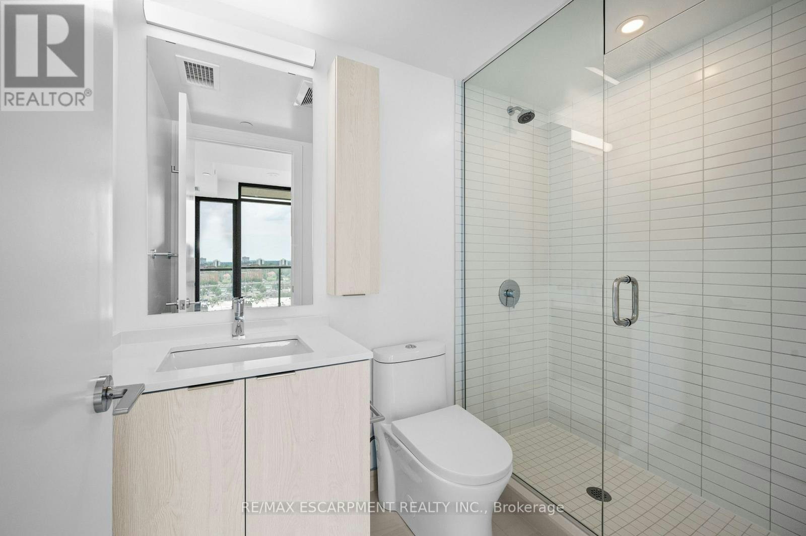 1016-86 Dundas Street E, Mississauga, ON, L5A 1W4 - 10