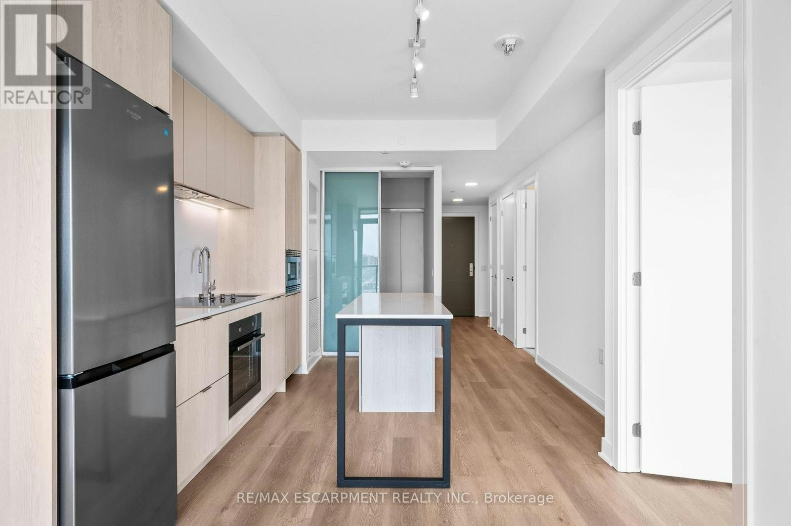 1016-86 Dundas Street E, Mississauga, ON, L5A 1W4 - 5