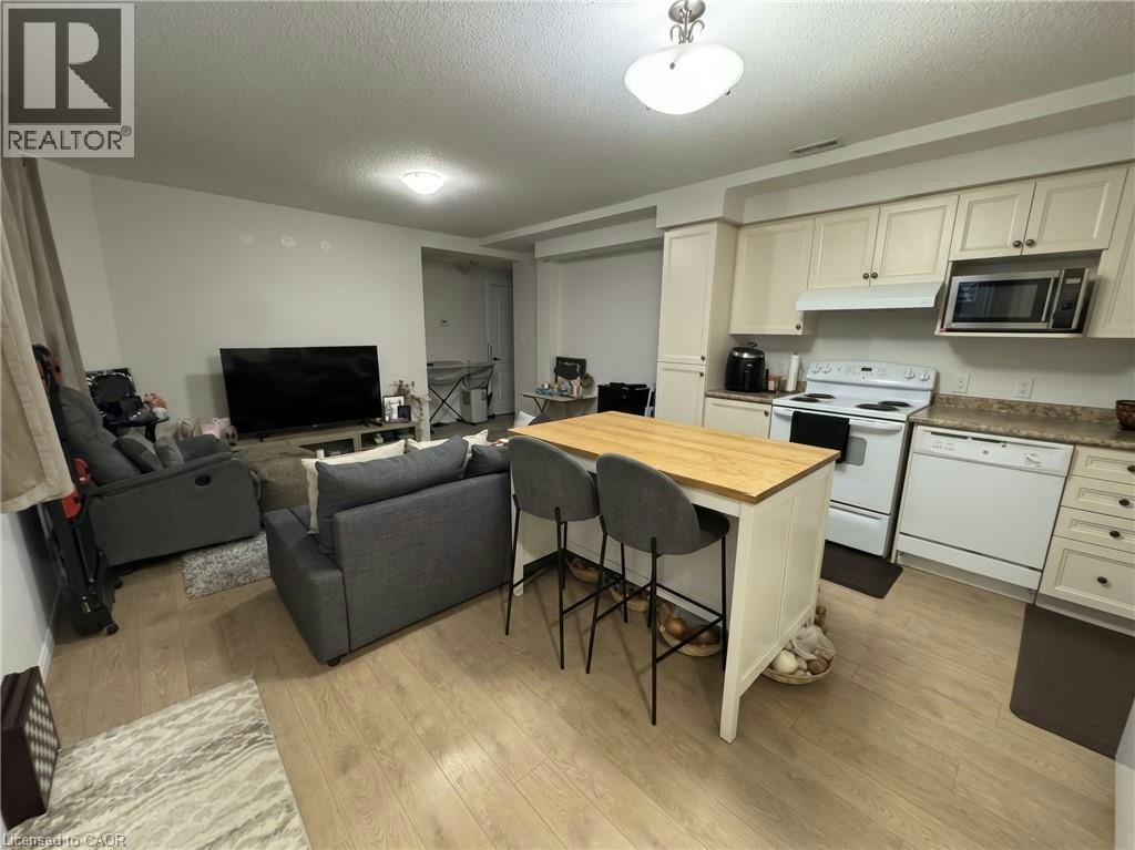 B-279 Country Stone Drive, Kitchener, ON, N2N 3R9 - 4