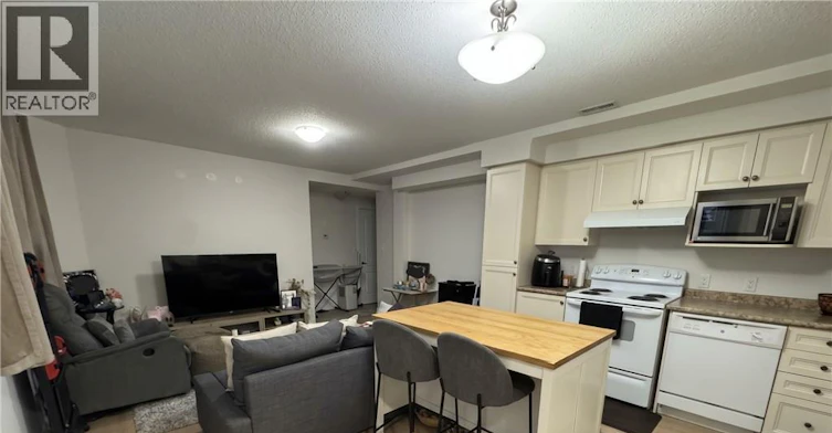 B-279 Country Stone Drive, Kitchener, ON, N2N 3R9 - 4