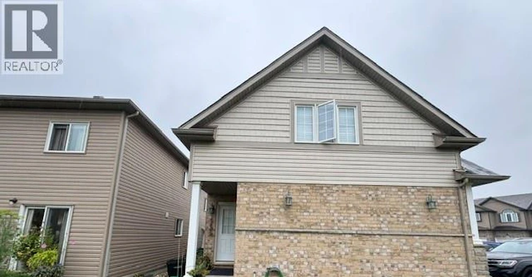 B-279 Country Stone Drive, Kitchener, ON, N2N 3R9 - 2