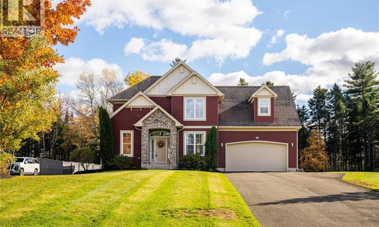 76 Maurice Crescent