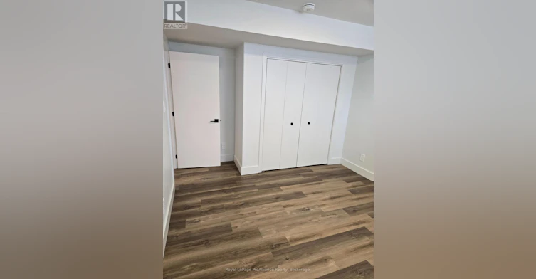 B-8 Aldersgate Drive, Belleville, ON, K8P 4G3 - 12
