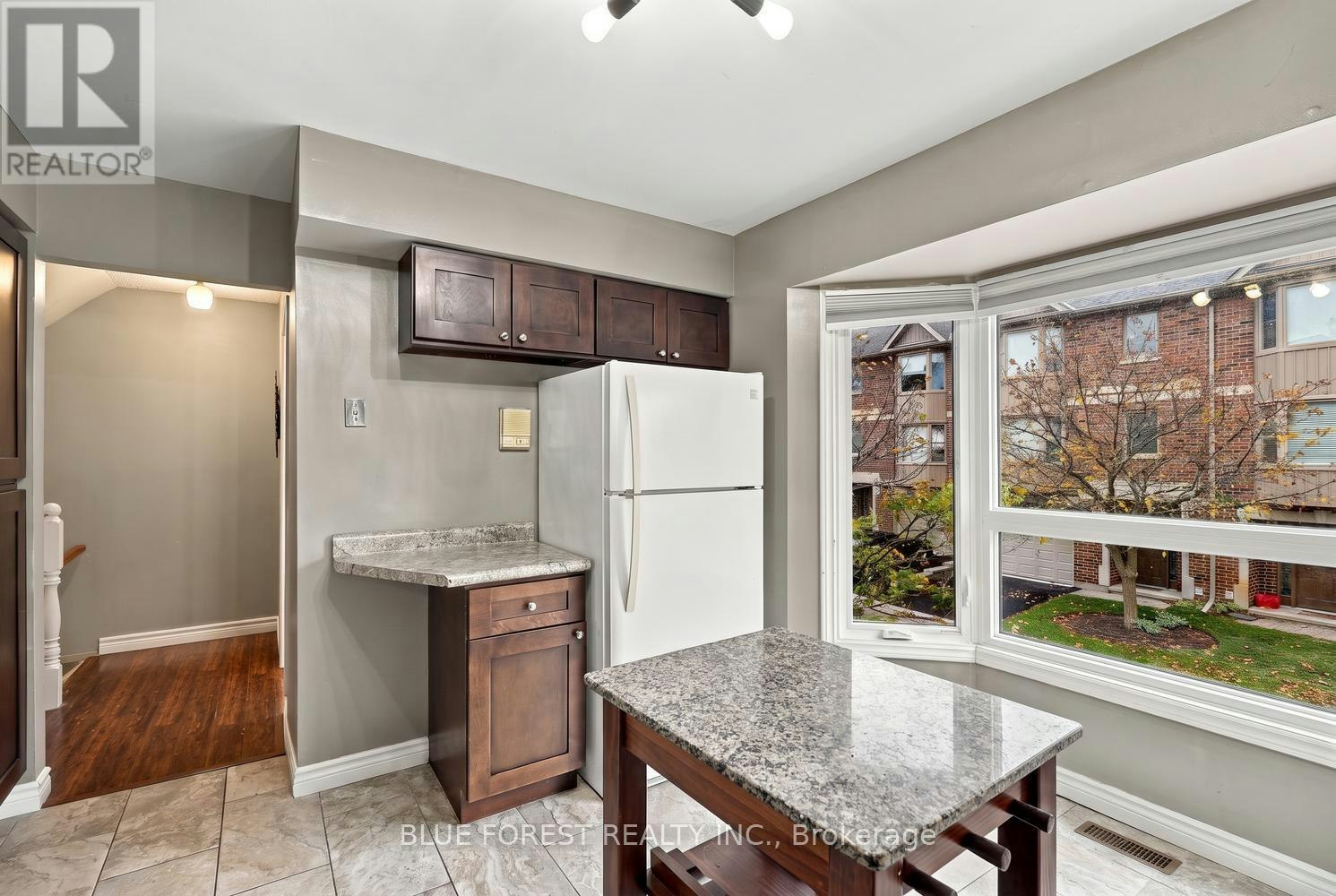 5-1548 Richmond Street, London, ON, N6G 4W7 - 13