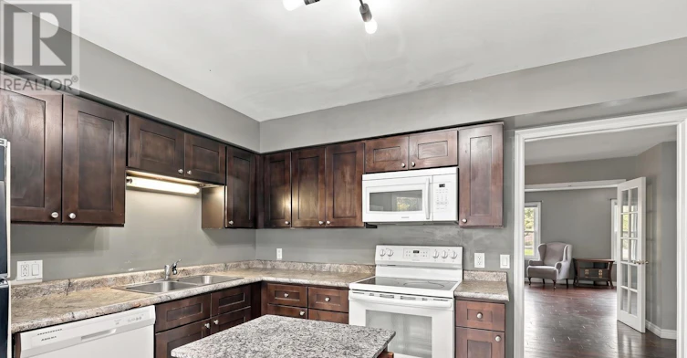 5-1548 Richmond Street, London, ON, N6G 4W7 - 12