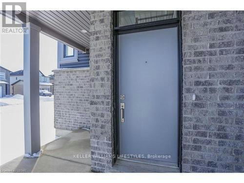 349 Edgevalley Road, London, ON, N5V 0C3 - 3