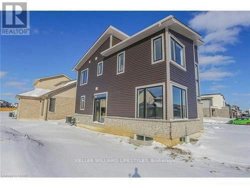 349 Edgevalley Road, London, ON, N5V 0C3 - 23