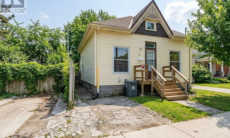 711 Little Grey Street