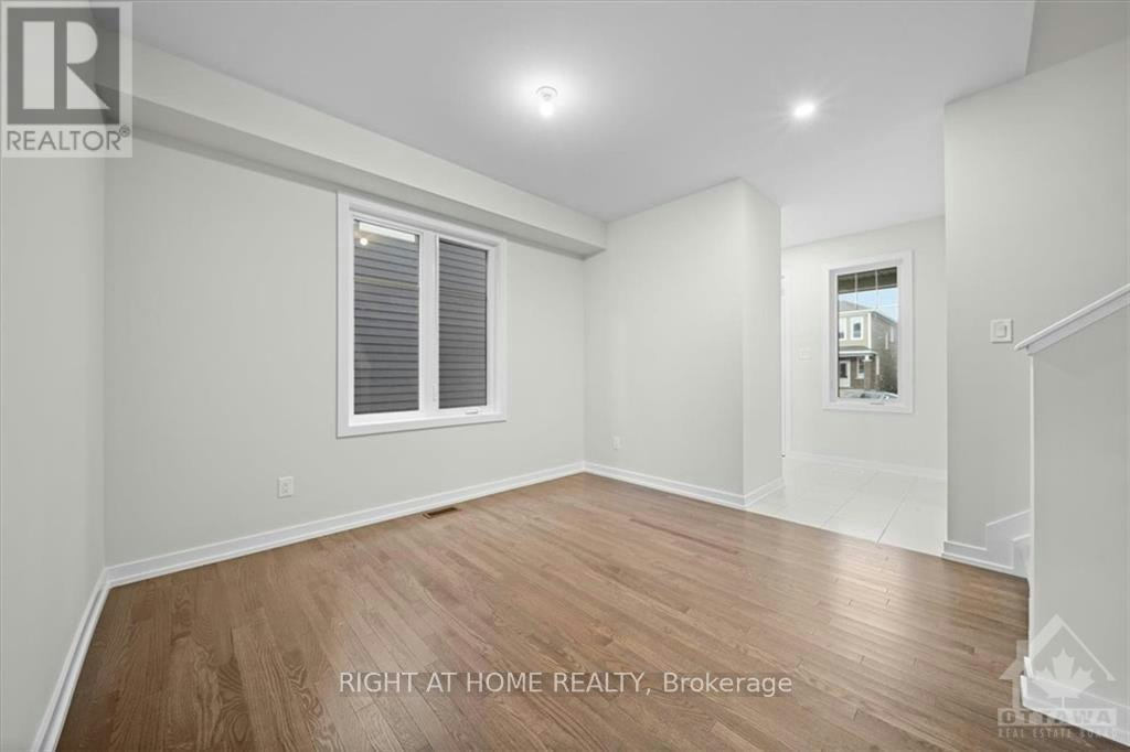 74 Hackamore Crescent, Ottawa, ON, K0A 2Z0 - 5