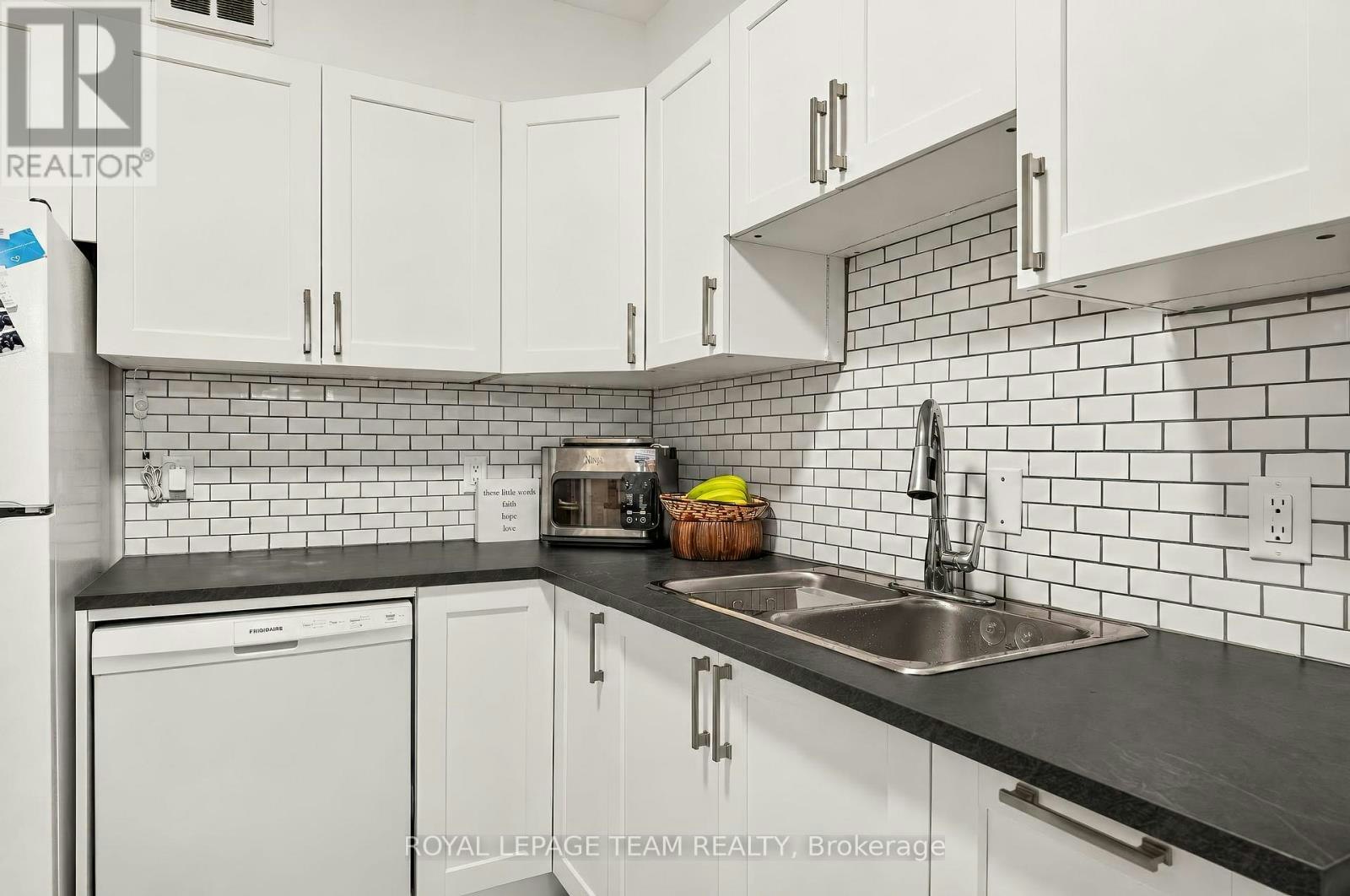 107-515 St. Laurent Boulevard, Ottawa, ON, K1K 3X5 - 9