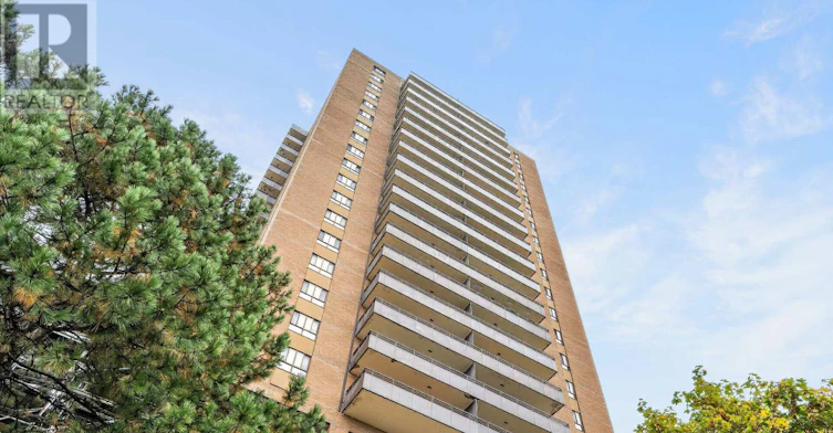 107-515 St. Laurent Boulevard, Ottawa, ON, K1K 3X5