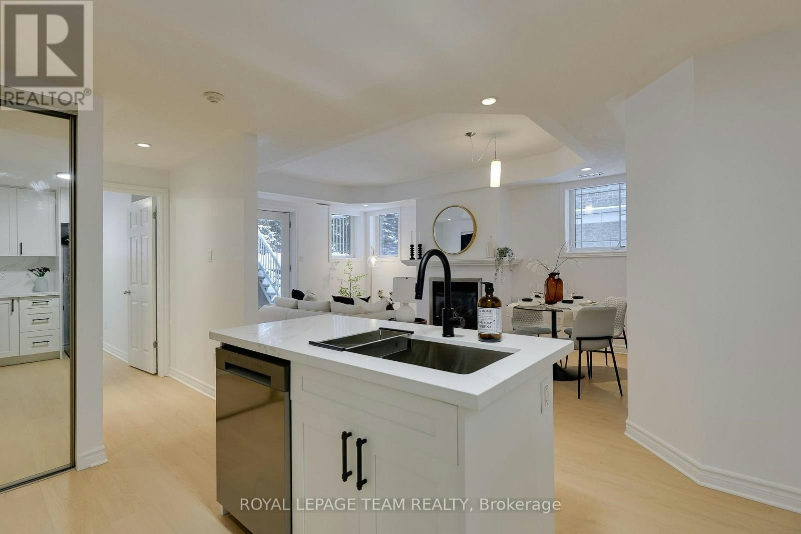 2-369 Paseo Private, Ottawa, ON, K2G 4N7 - 17