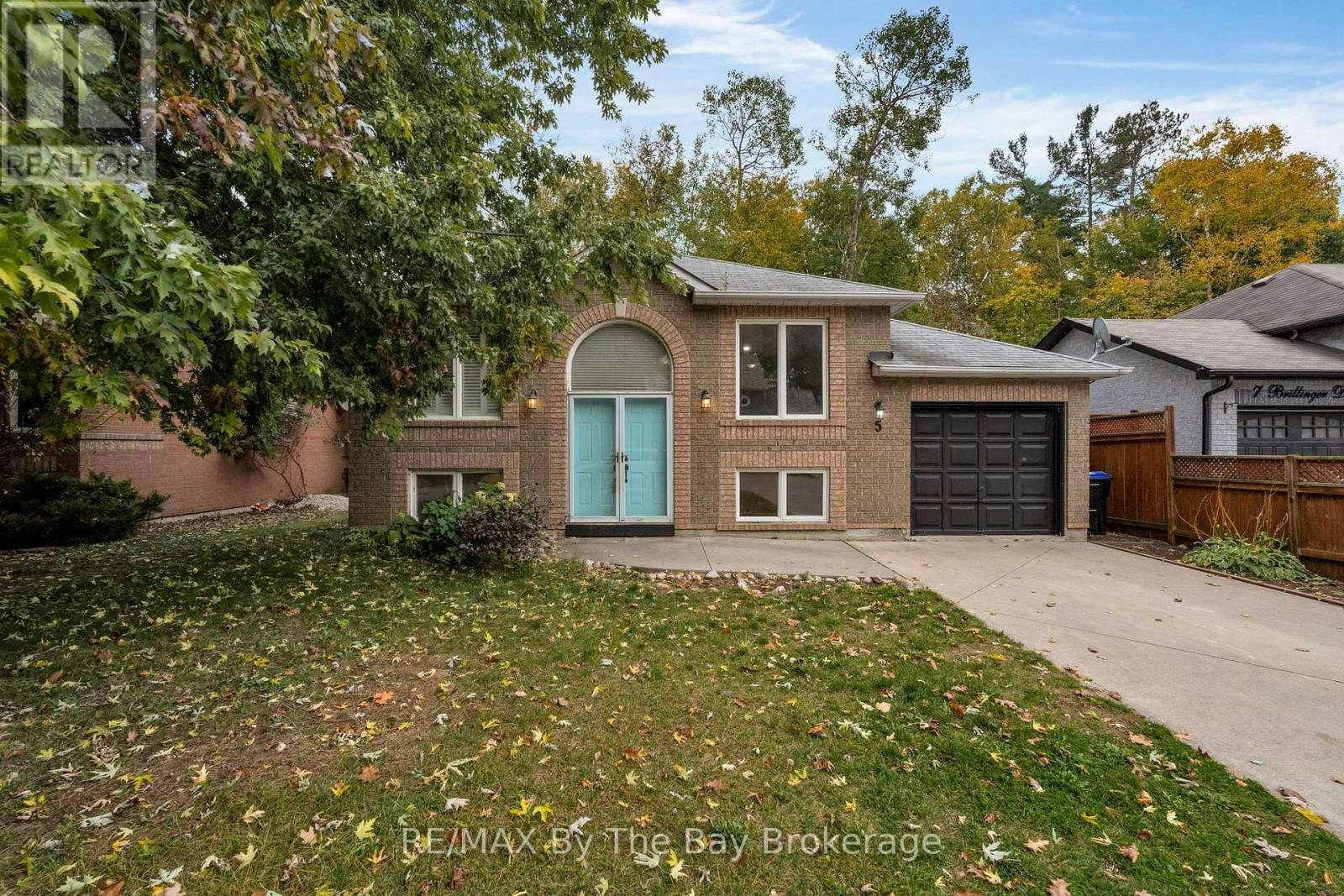 5 Brillinger Drive, Wasaga Beach, ON, L9Z 1L4