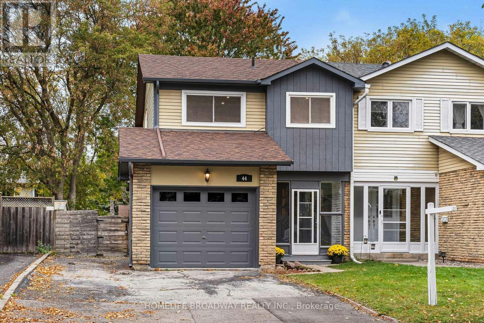 44 Hollyberry Trail, Toronto, ON, M2H 2S1
