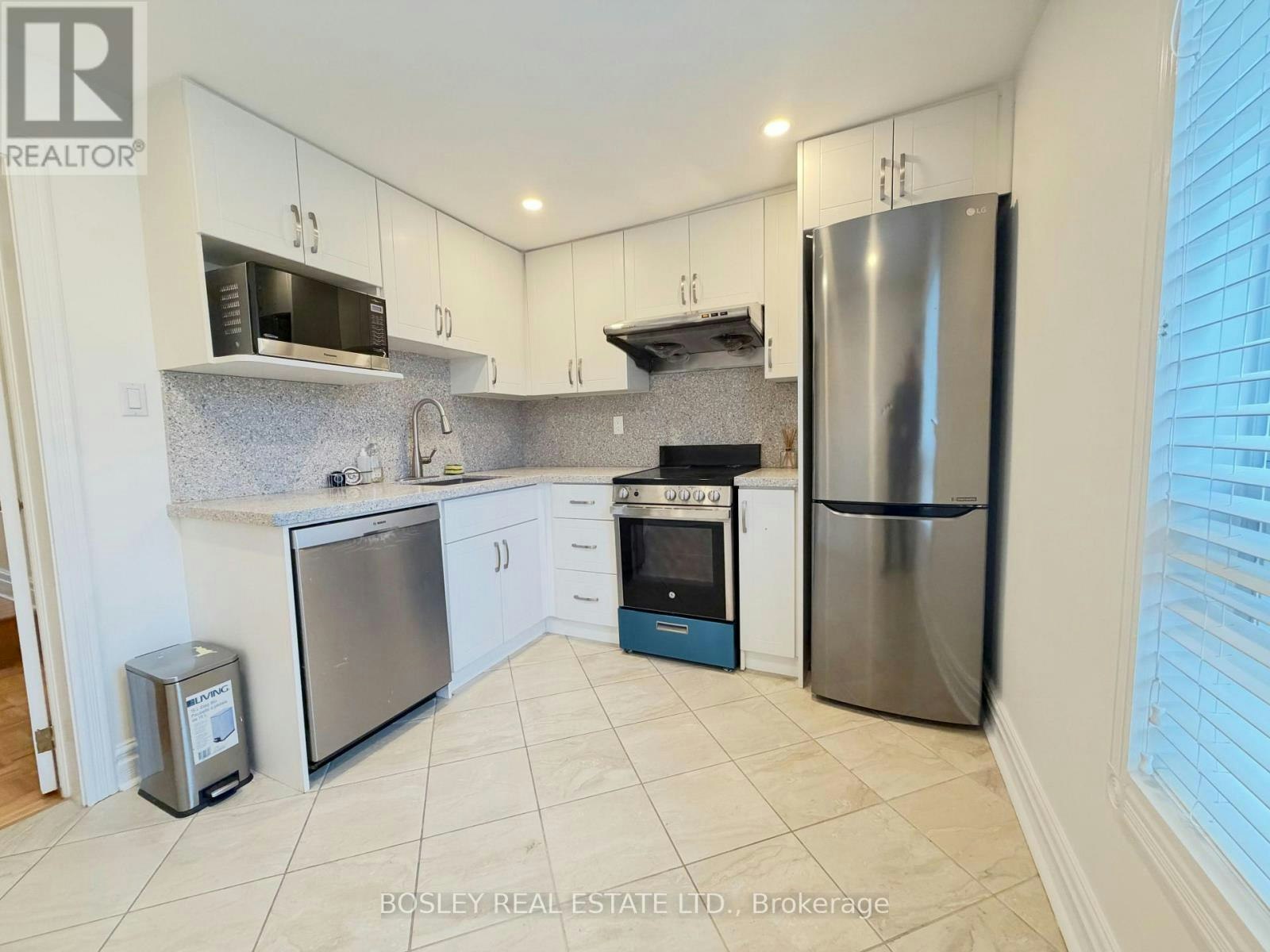 UPPER-260 Ossington Avenue, Toronto, ON, M6J 3A2 - 6