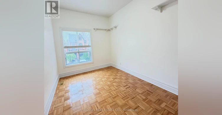 UPPER-260 Ossington Avenue, Toronto, ON, M6J 3A2 - 12